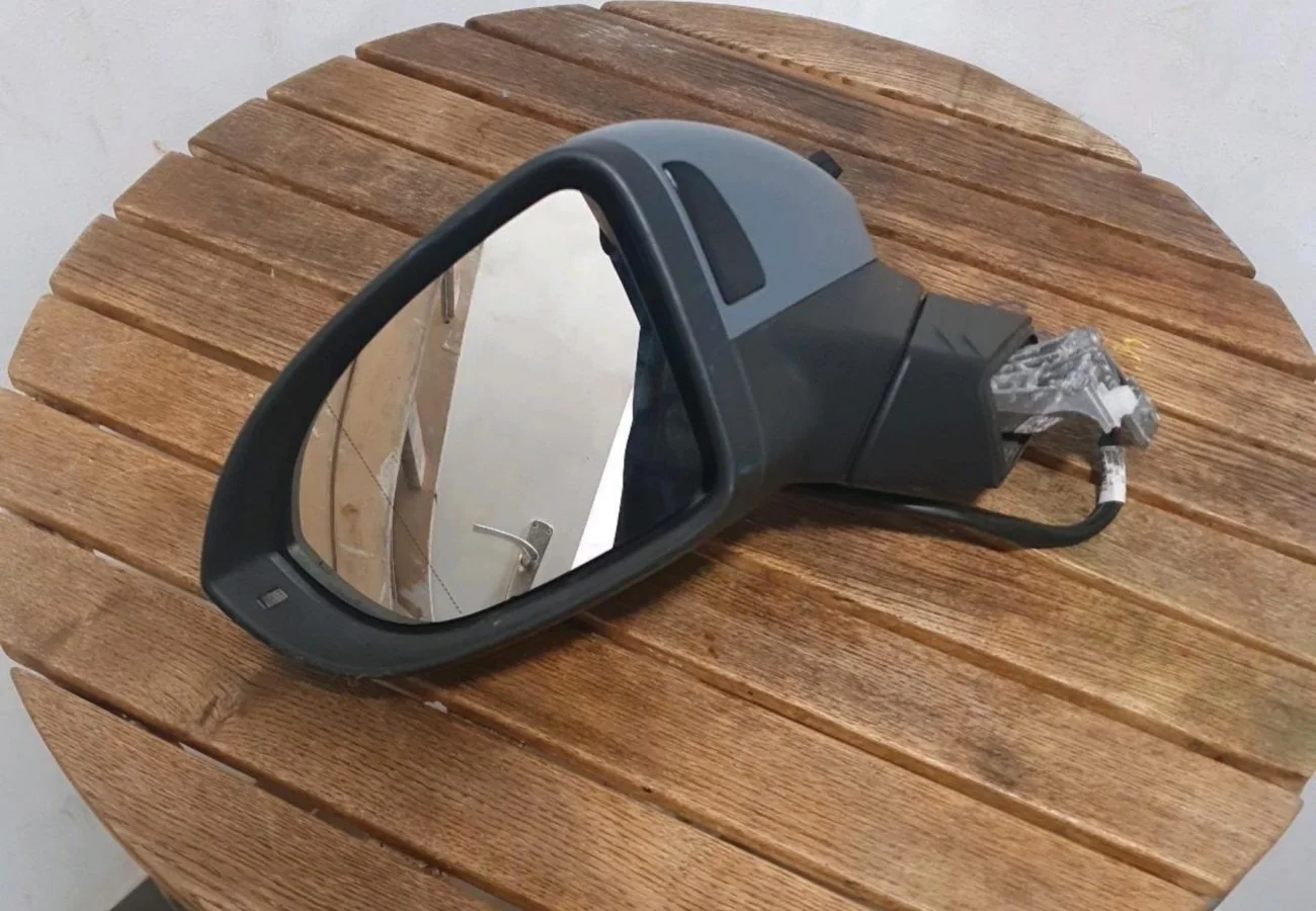 VW Golf 8 Außenspiegel Links – Elektrisch klappbar, 13+3 Pin, Spurhalteassistent – Original Teil
