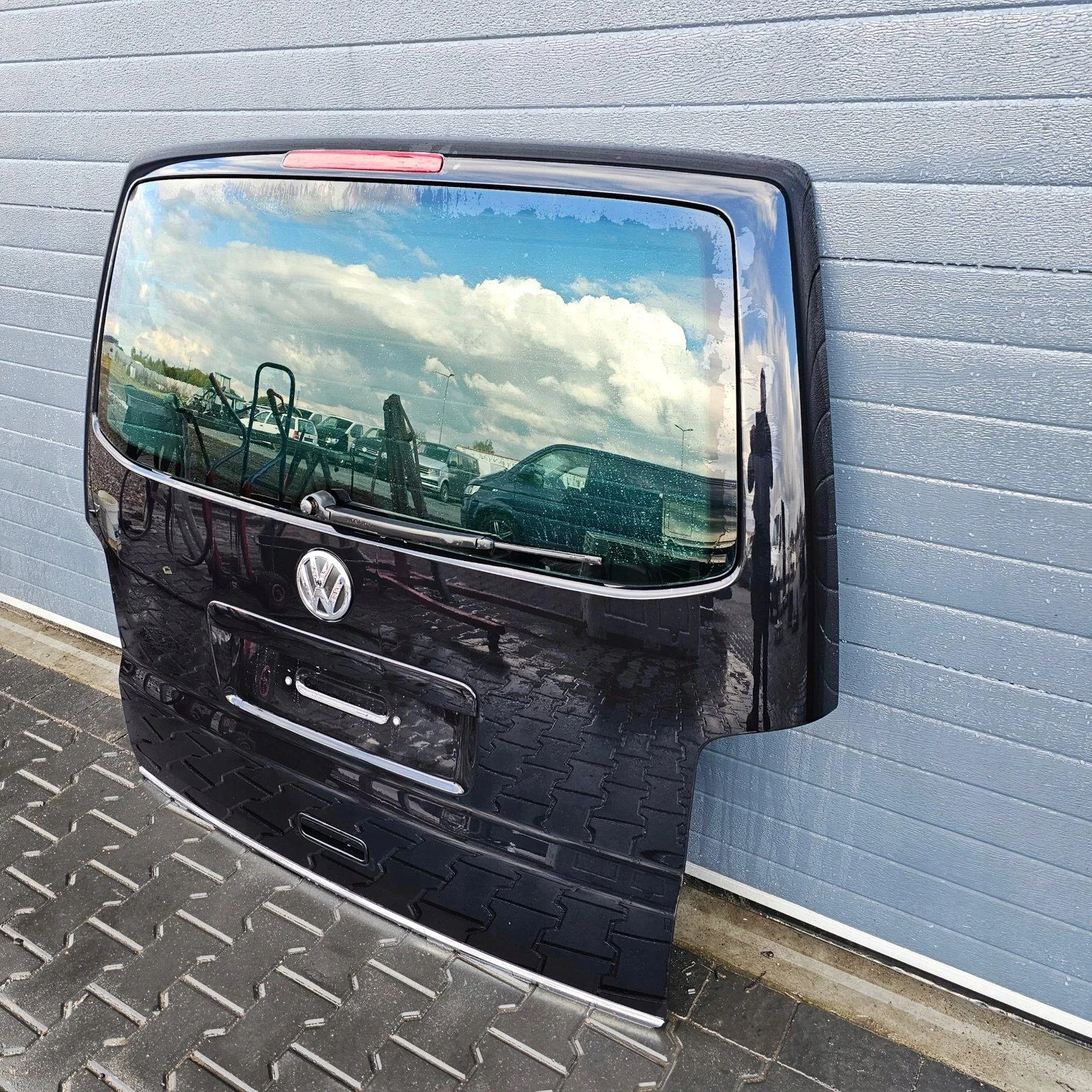 VW T5.2 Multivan Heckklappe Original LC9X Deep Black 2010–2015, Originalaufnahme 4 für T5.2