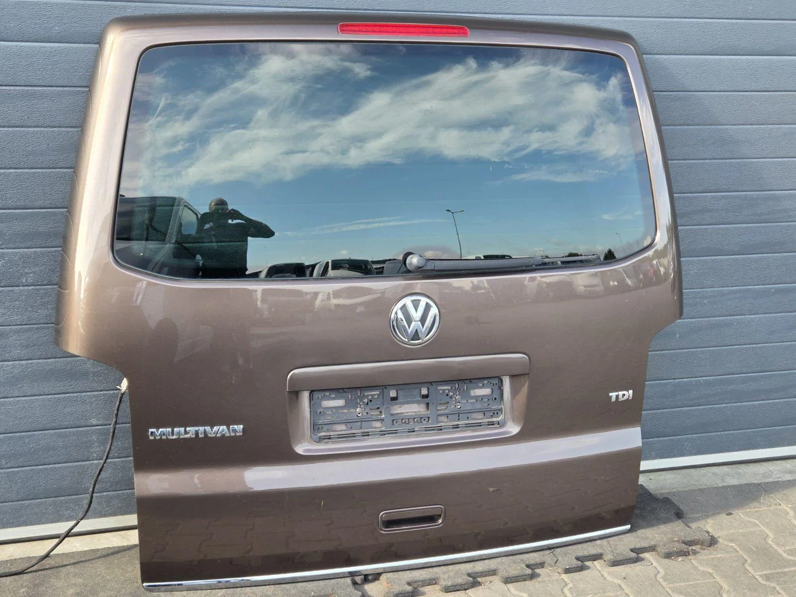 VW T5.2 Heckklappe Original LH8Z Brazillia-Braun Topzustand, Originalaufnahme 2 für T5.2