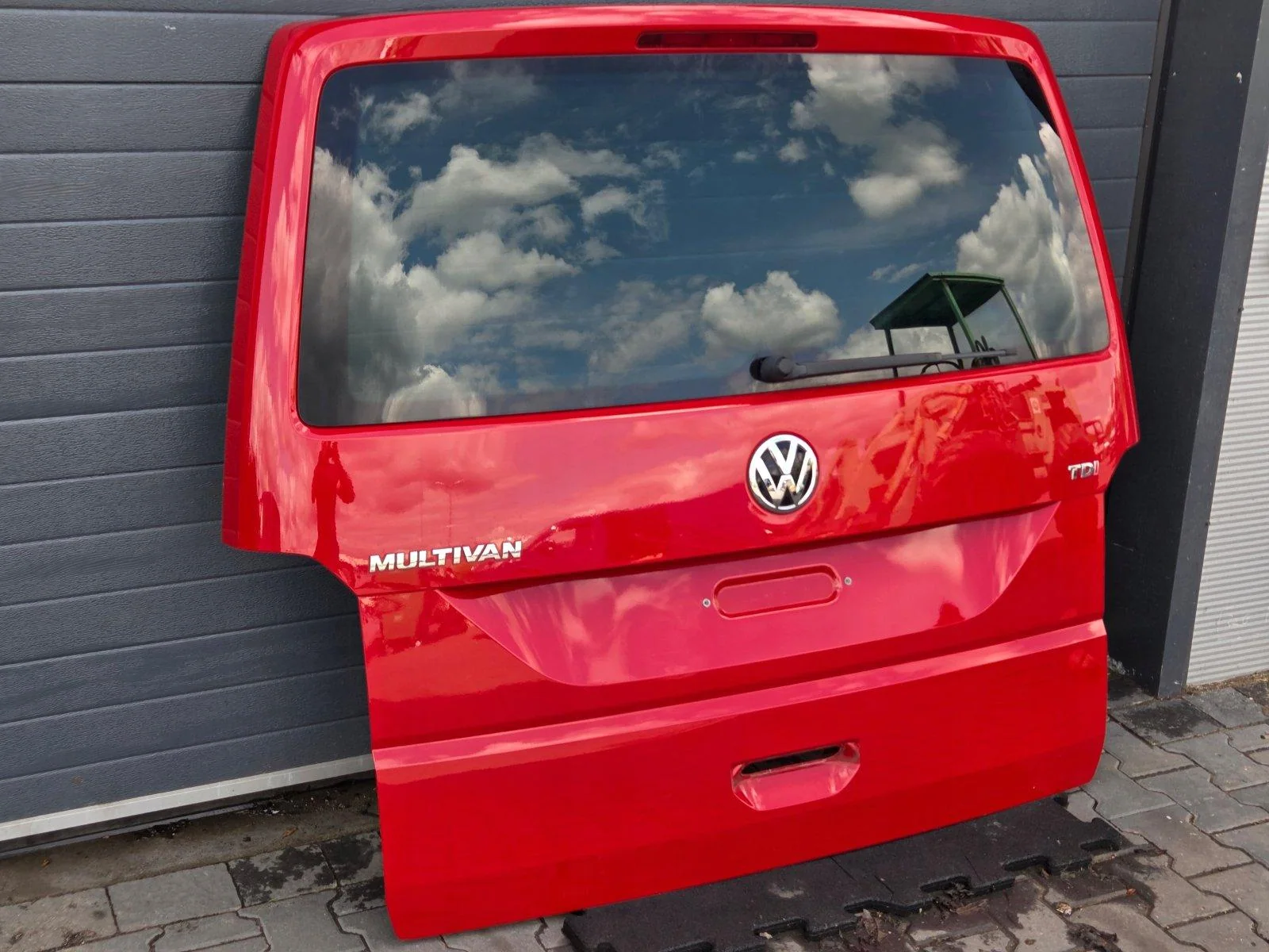 VW T5 T5.2 T6 T6.1 Heckklappe Original Farbe LH3T Kirschrot, Originalaufnahme 2 für T6.1, T5.2