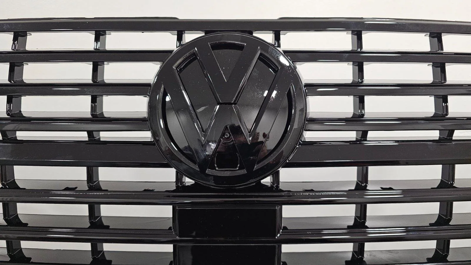 VW T6.1 Frontstoßstange Set Weiß mit Piano Schwarz Grill Original, Originalaufnahme 5 für T6.1