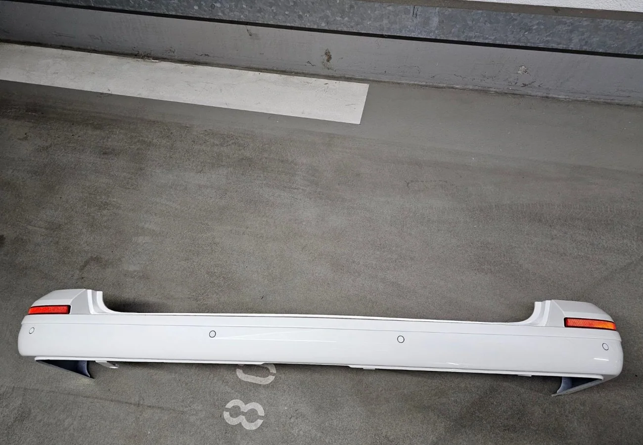 VW T6 T6.1 Stoßstange Hinten Original – mit PDC, für Fahrzeuge mit Heckklappe