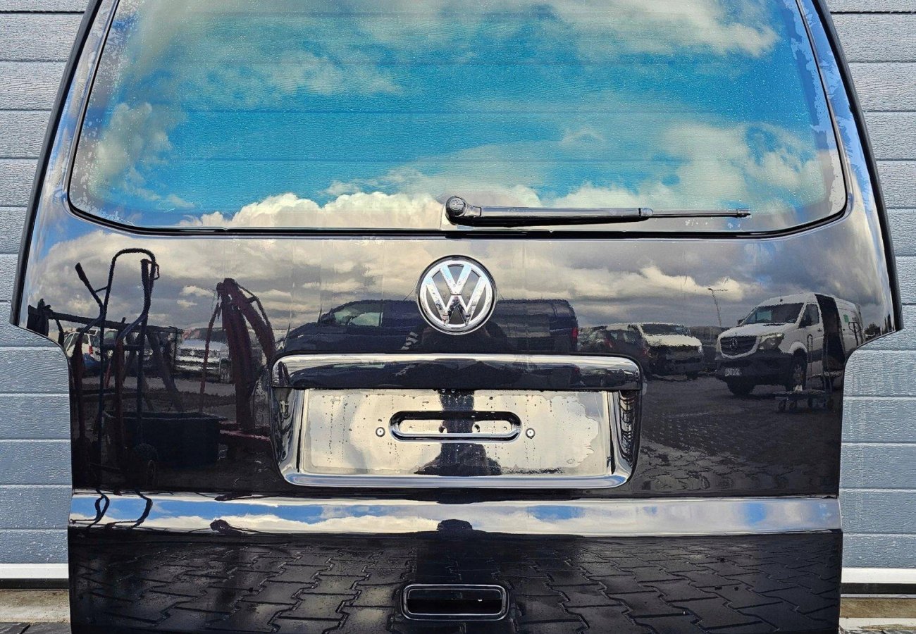 VW T5.2 Multivan Heckklappe Original LC9X Deep Black 2010 bis 2015