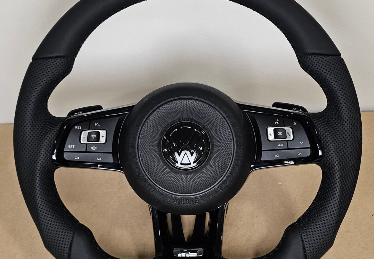 VW Golf 7 7.5 Sport Lenkrad Leder perforiert abgeflacht neu