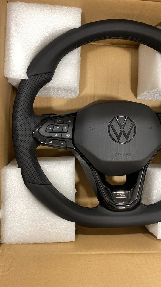 VW R-Line Lenkrad mit Heizung – schwarzes Logo – Originalaufnahme