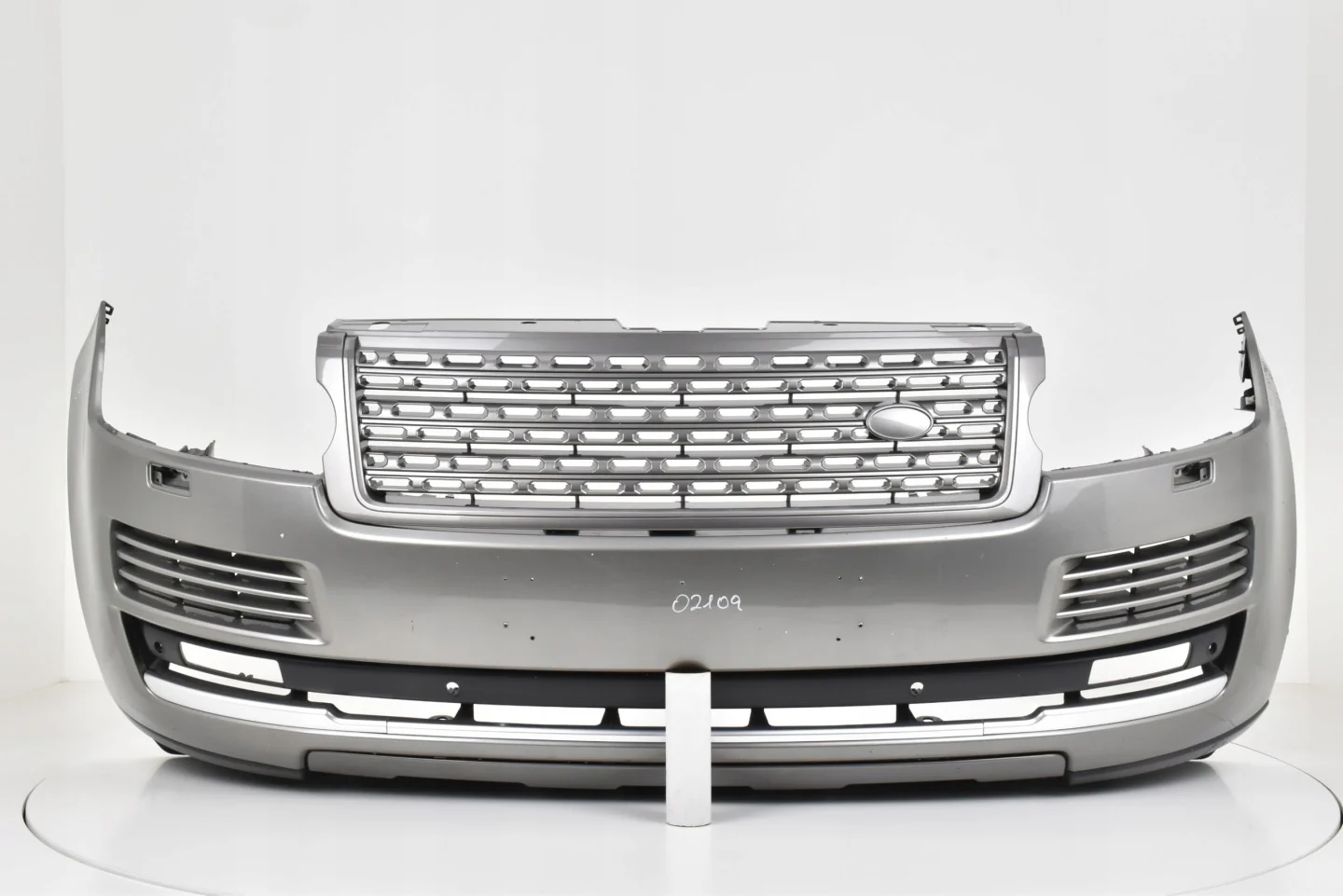 Range Rover Vogue L405 Frontstoßstange Original ab 2013 – 6 PDC, SRA