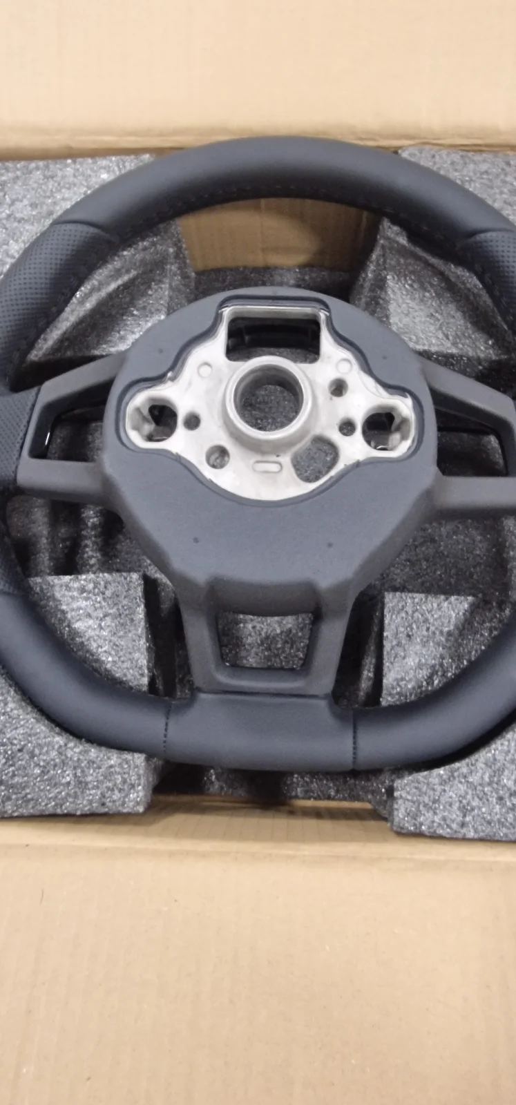 VW T5.2 T6 T6.1 Golf 5 6 7 polo Sport Lenkrad Komplett Abgebildet – Originalaufnahme