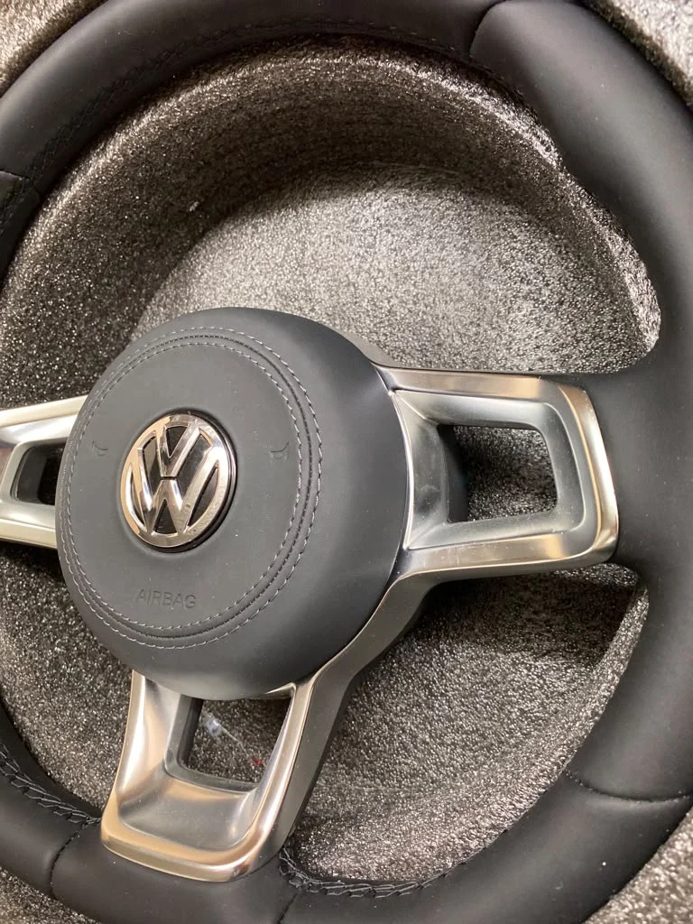 VW Bus T5 T5.2 T6 T6.1 Sportlenkrad GTI – Originalaufnahme 2