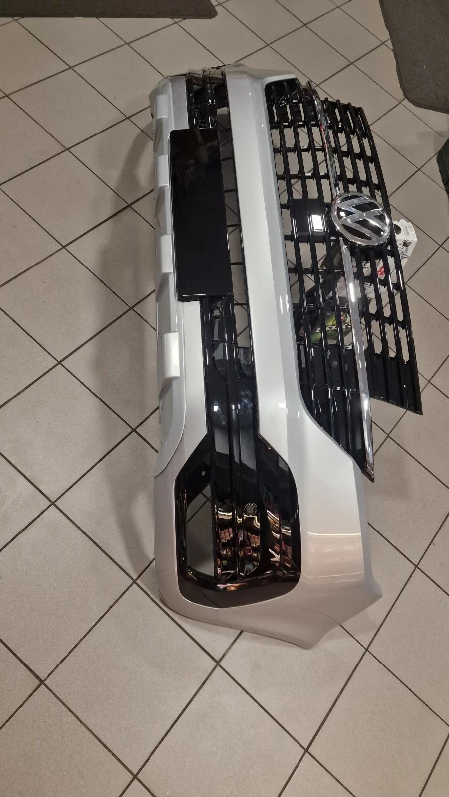 VW Bus T6.1 Multivan Stoßfänger Stoßstange BUMPER – Originalaufnahme