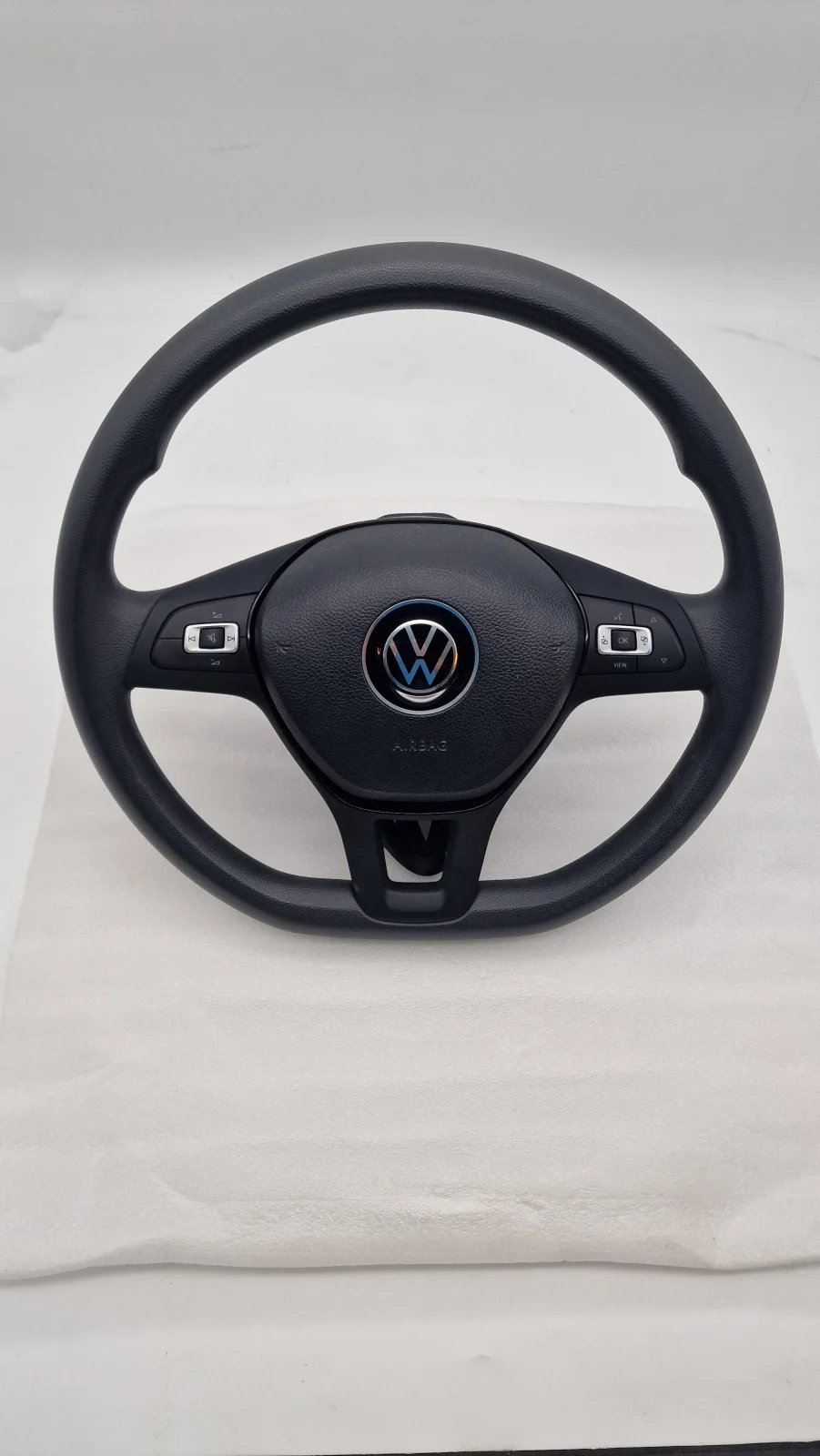 VW Multifunktionslenkrad komplett mit Airbag, Tasten und Kabelbaum