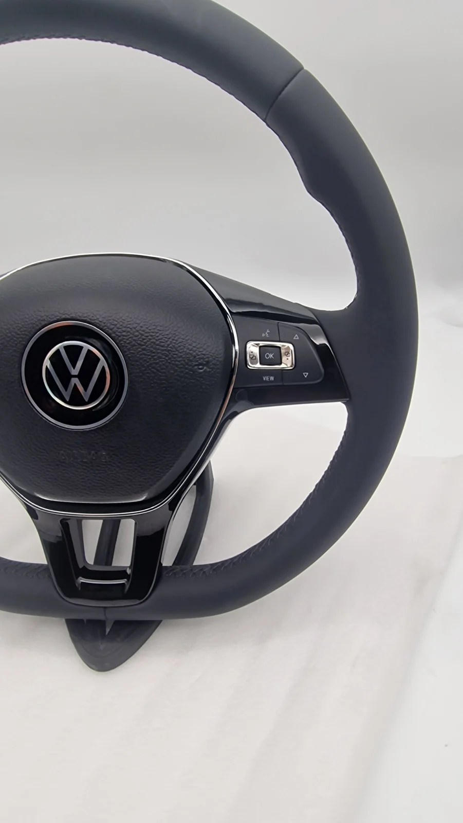 VW MFL Multifunktions-Lederlenkrad Komplettpaket für T5.2 T6 Crafter Tiguan Passat Golf – Originalaufnahme 3 für VW Transporter T5.2 / VW Transporter T6 / VW Crafter