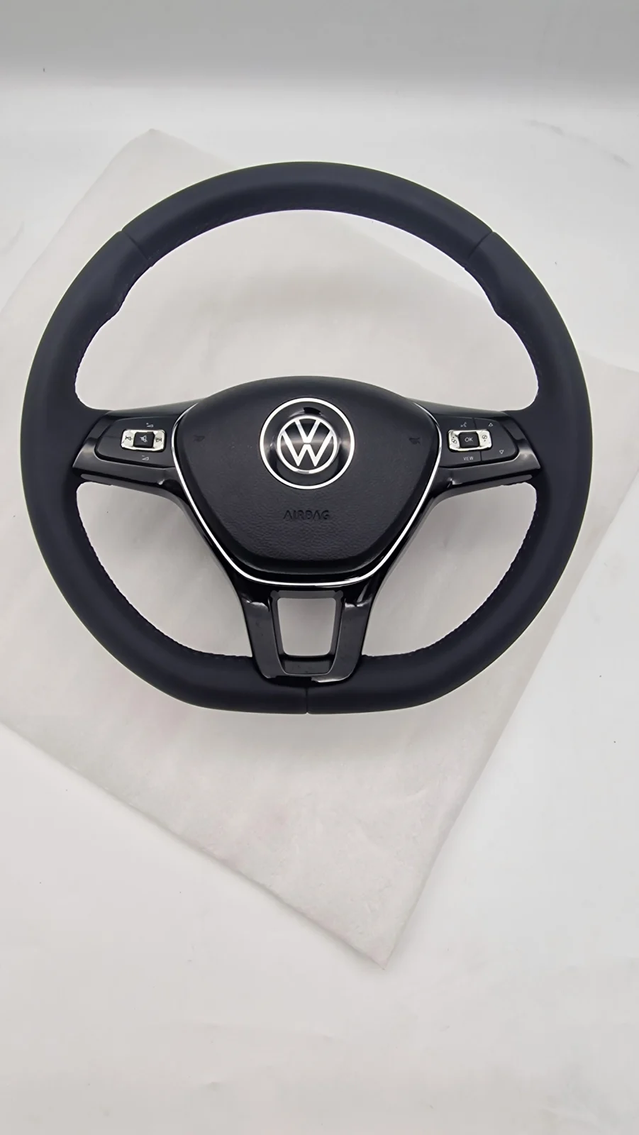 VW MFL Multifunktions-Lederlenkrad Komplettpaket für T5.2 T6 Crafter Tiguan Passat Golf – Originalaufnahme 5 für VW Transporter T5.2 / VW Transporter T6 / VW Crafter